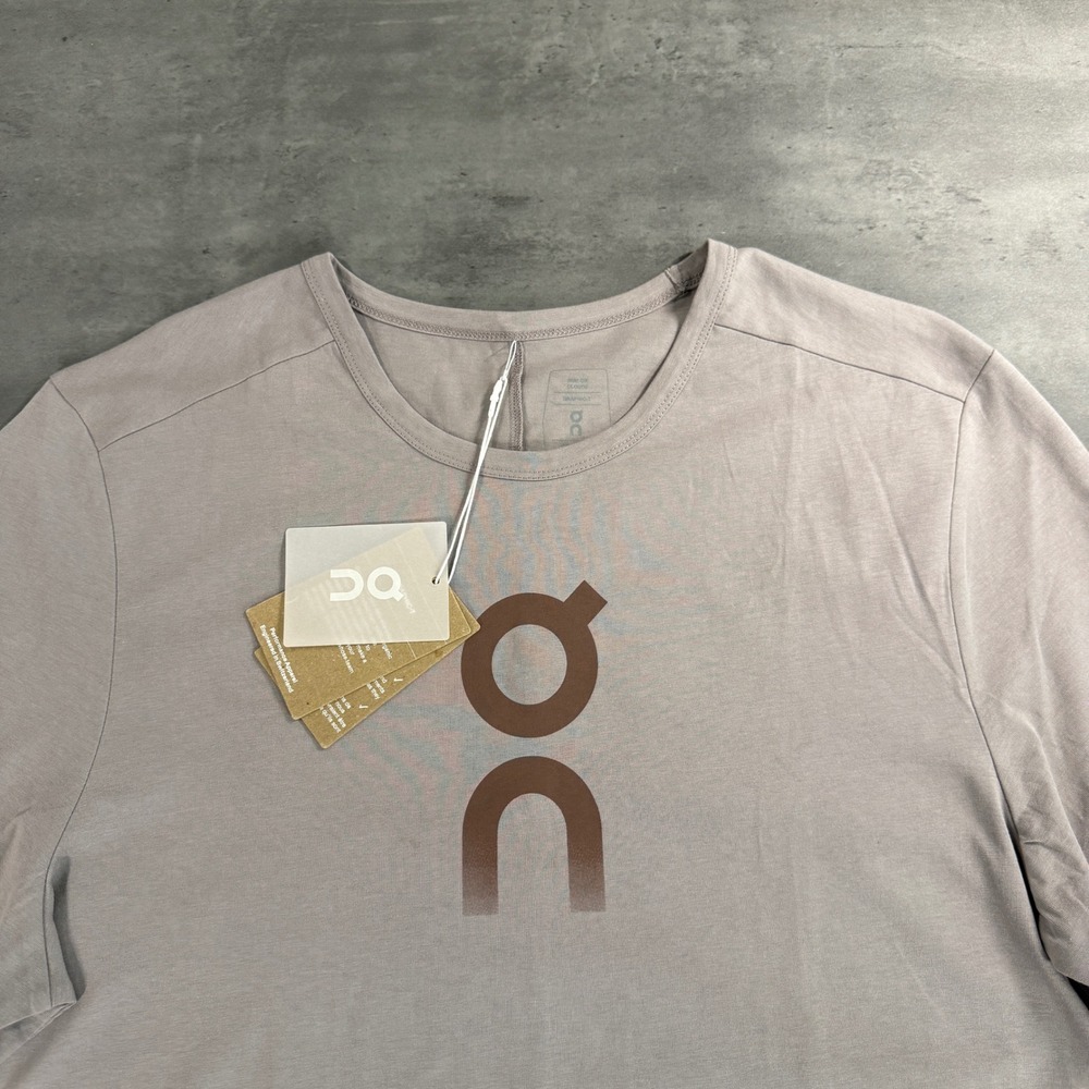 On Cloud Graphic T Shirt Mens XL Zinc Taupe Grey Organic Cotton Logo Swiss Tee - Picture 3 of 11